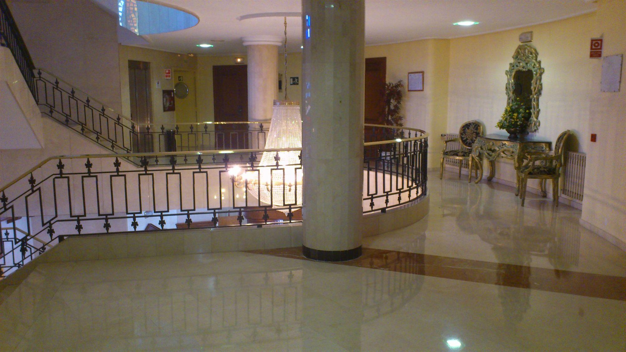 Exe Dona Carlota 호텔 시우다드레알 외부 사진